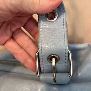 Danier light blue soft leather handbag with adjustable handles EUC thumbnail 13