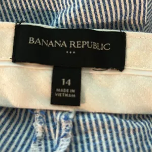 Womens Shorts-BANANA REPUBLIC-blue/white striped‎ seersucker Bermuda Size 14 thumbnail 5