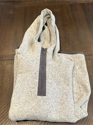 Lululemon it’s fleecing cold pullover light gray 4 women thumbnail 3
