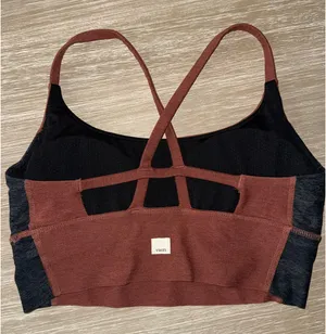 Vuori Sports Bra thumbnail 2
