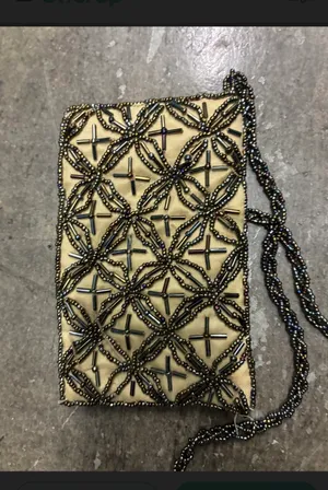 Cute Flapper Style Purse With Gold Flair thumbnail 2