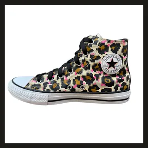 Converse Chuck Taylor All Star Pixel Leopard High Top Shoes Junior 5 Women’s 7 thumbnail 3