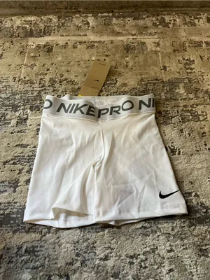 NWT Nike White Pro 365 5” Shorts Size Small thumbnail 2