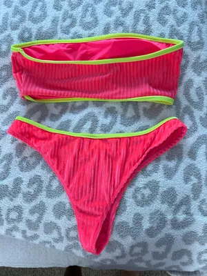 Dippin’ Daisy’s Bikini Set thumbnail 3