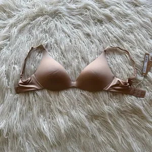 Skims Wireless Super Push up Bra Clay Size 30D thumbnail 3