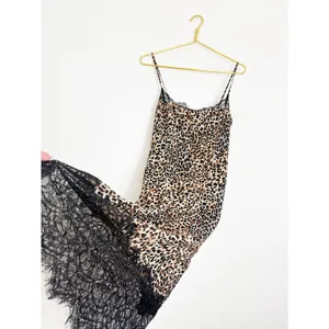 Revolve Loba Jacinta Slip Midi Dress Size Medium Leopard Lace Cocktail Wedding thumbnail 12