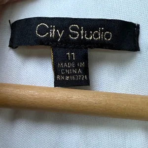 City Studio White Lace Fit Flare Dress Sleeveless‎ Scalloped Neckline Size 11 thumbnail 3