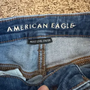 American Eagle Outfitters Distressed High Rise Jegging size 4 Short thumbnail 14