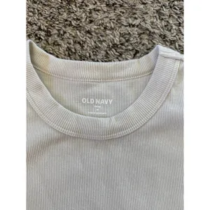 Old‎ Navy Women's Tan Cropped Snug Ribbed Short Sleeve Tee Size Medium thumbnail 2