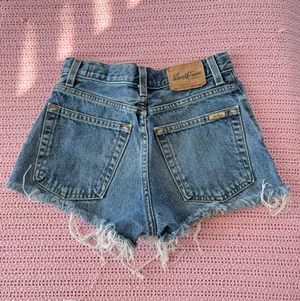 Vintage denim shorts thumbnail 3