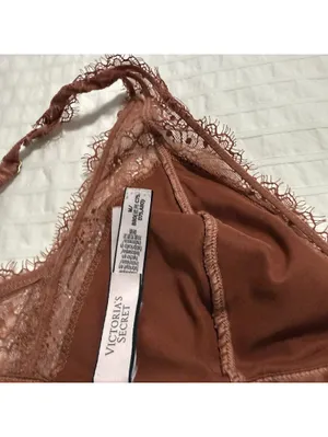 Victoria's Secret Unlined Eyelash Lace Triangle Bralette Sz M Medium Rust thumbnail 7