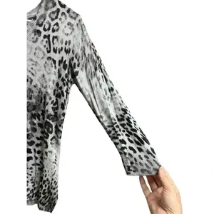 APT. 9 3/4 Sleeve Lightweight Animal Print‎ Sweater thumbnail 2