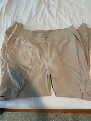 Cargo Lululemon Dance Studio Pants thumbnail 2