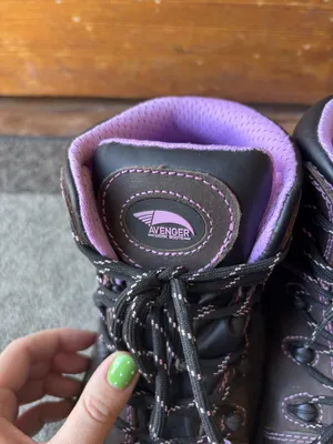 Women's Avenger Composite Toe WP Hiker Work Boot 7123 - size 8.5 thumbnail 9