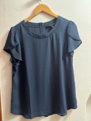 Blue blouse button back Size M thumbnail 1