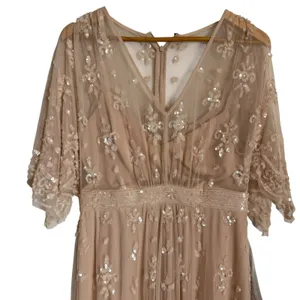 Mac Duggal Blush Pink V Neck Flounce Sleeve Embellished Mesh Gown Size 8 thumbnail 5