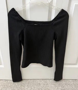 Madewell Ribbed Square-Neck Long-Sleeve Minimalist top thumbnail 1