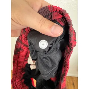 Lululemon Hotty Hot Short II 2.5 Game Day Red Black Multi Running Shorts Size 4 thumbnail 7