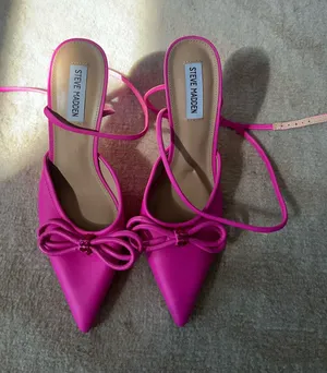 Pink Steve Madden Kitten Heels thumbnail 1