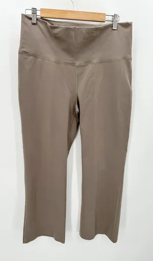 CALIA Pants Women XL NWT Dark Grey Essential‎ Collection Cropped Flare UPF 50+ thumbnail 1