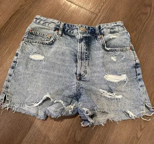 Urban Outfitters BDG Shorts thumbnail 1