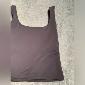 Fabletics cropped tank top with built in shelf bra thumbnail 3
