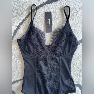Lulus Draw You In Black Sleeveless Lace Bustier Bodysuit - Size XS thumbnail 3