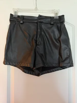 SHEIN Shorts Black thumbnail 3
