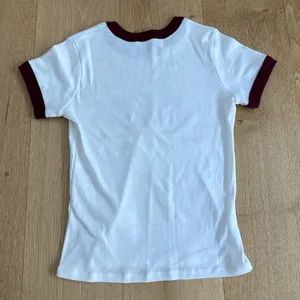 Brandy Melville Tee Crew Neck Short Sleeve USA Hailie One Size White Red thumbnail 3