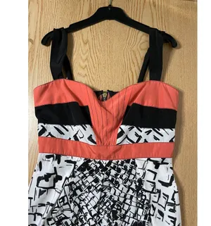 B30 Women’s Vintage Guess Lightweight Print Dress Pink Black White size Xs thumbnail 2