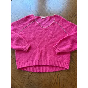 Anthropologie Pink Wool Alpaca Blend V-Neck Chain Trim Sweater Small‎ thumbnail 2