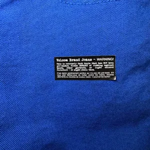 NWT Volcom What The Twill Mid-Rise Royal Blue Flare Denim Kick Pant — Size 1 thumbnail 7