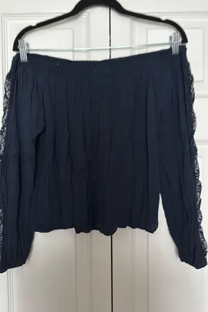 Hollister Off-The-Shoulder Blouse thumbnail 1
