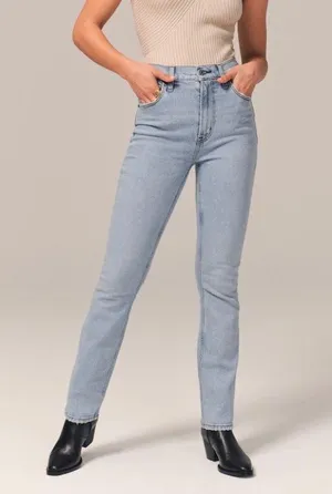 Ultra High Rise 90s Slim Straight Jean thumbnail 5