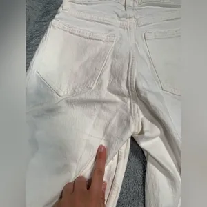 Abercrombie & fitch white ‘90s straight ultra high rise jeans 25/0R thumbnail 10