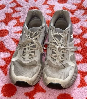 On cloud women’s shoes thumbnail 1