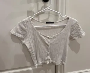 Brandy Melville crop top thumbnail 1