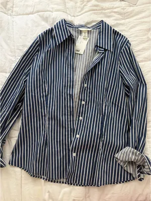 H&M Striped Button Down Shirt Women’s thumbnail 2