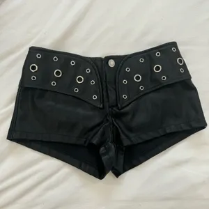 Edikted Shorts Micro Leather thumbnail 2