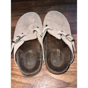White Mountain Women's Suede Slip-On Clog Mules in Light Taupe thumbnail 3