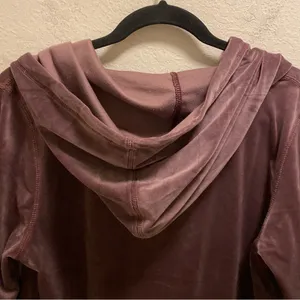 Sundance Aurora Purple Velour Drawstring Hoodie Size Small thumbnail 9