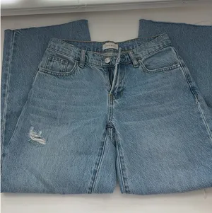 cropped pacsun jeans thumbnail 1