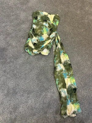Luxxel Wedding guest dress thumbnail 2