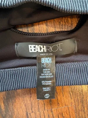Beach Riot top thumbnail 5