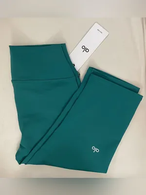 Alo Yoga NWT 16” High Waist Airbrush Capri Leggings Emerald Isle Green Size L thumbnail 6