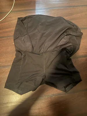 Lululemon hotty hot high rise skirt black size 6 thumbnail 6