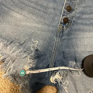Abercrombie & Fitch High Rise Short Curve Love Size 29 thumbnail 4