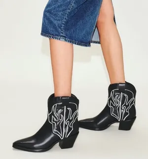 Reformation Otto Mini Western Boots Black White Size 7.5 * thumbnail 1