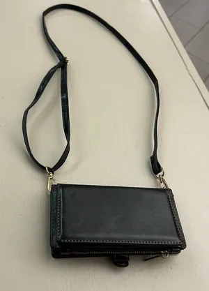 Phone Compact Black Crossbody Wallet Bag with Removable Strap excellent shape thumbnail 1
