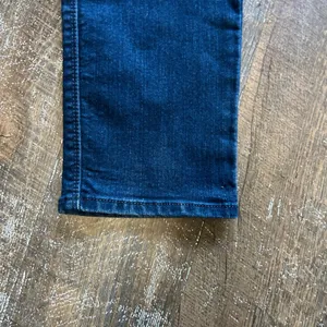 Levis Demi Curve Classic Rise Skinny Jeans Dark Wash‎ Blue Metallic Detail 16/33 thumbnail 5